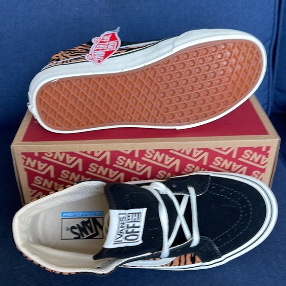 Vans Sk8-Hi 38 Decon S Animal Stripes Black Marshmallow Men’s - Picture 5 of 16